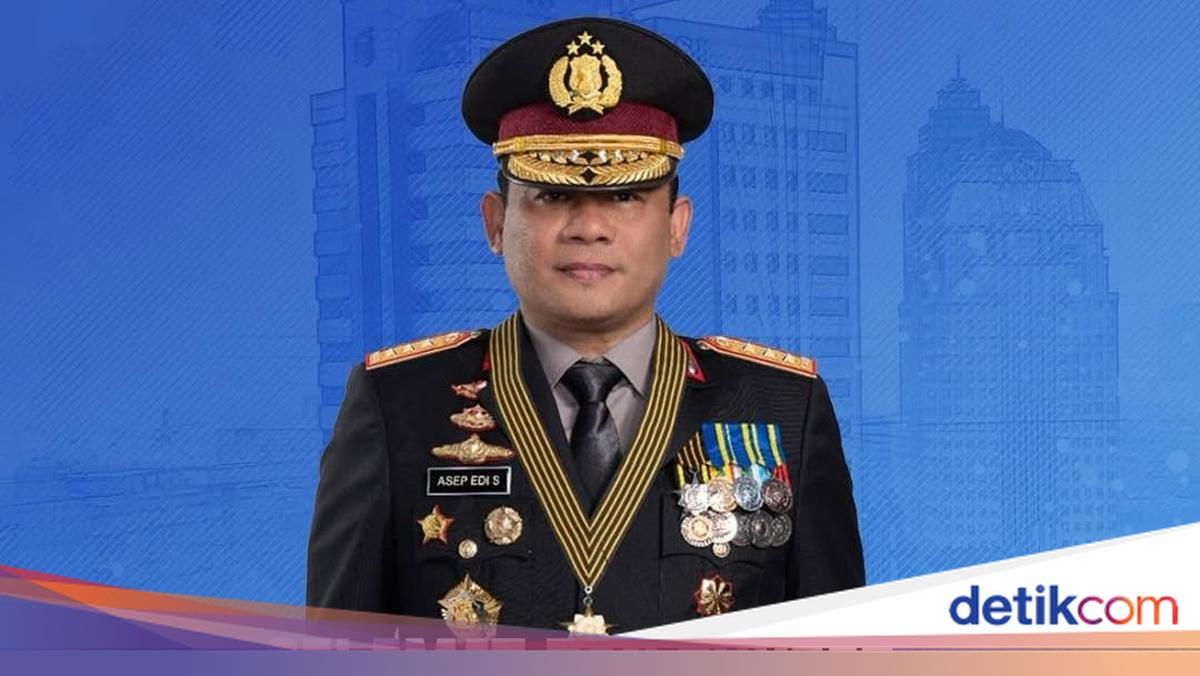 Metro Police Chief Asep Edi Suheri Promoted to Three-Star Rank