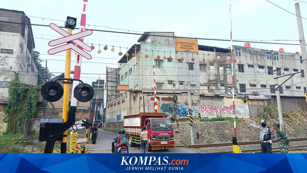 New Look for Ampera Bekasi Level Crossing: Automatic Gates and Sirens After KRL Collision
