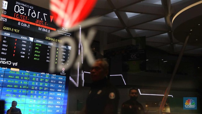 JCI Plummets, Yet These 10 Stocks Soar