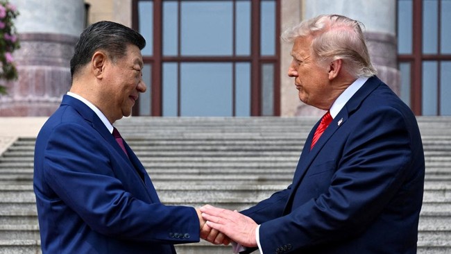 Xi Jinping Issues Warning to Trump: US-China Relations Could Heat Up Over Taiwan