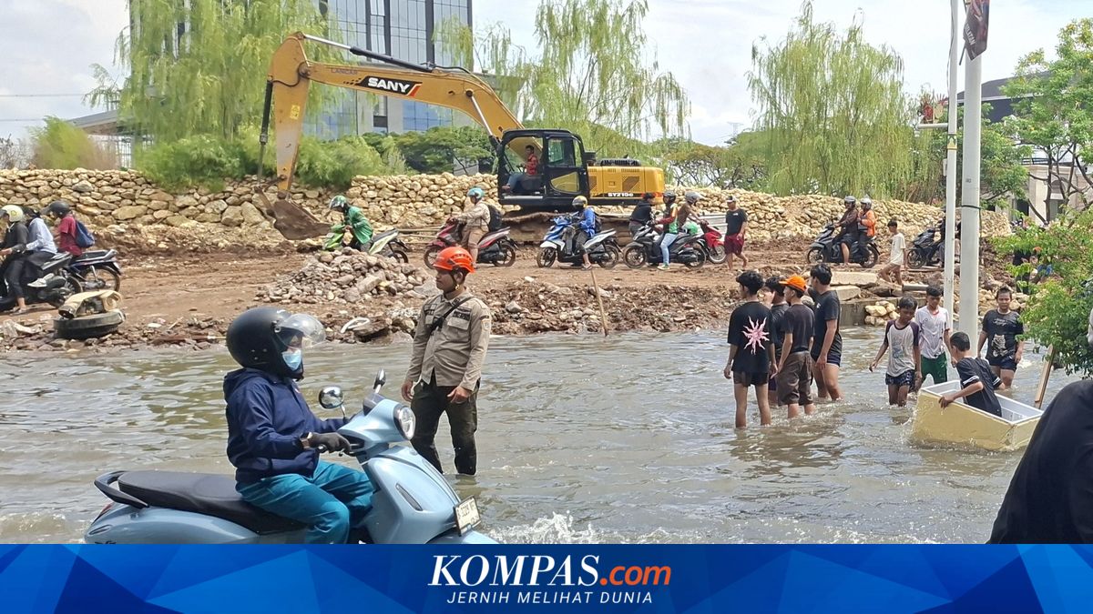 Flooding in West Jakarta's Kembangan Worsens, Residents Demand Improvements to Drainage Near Hotel Project