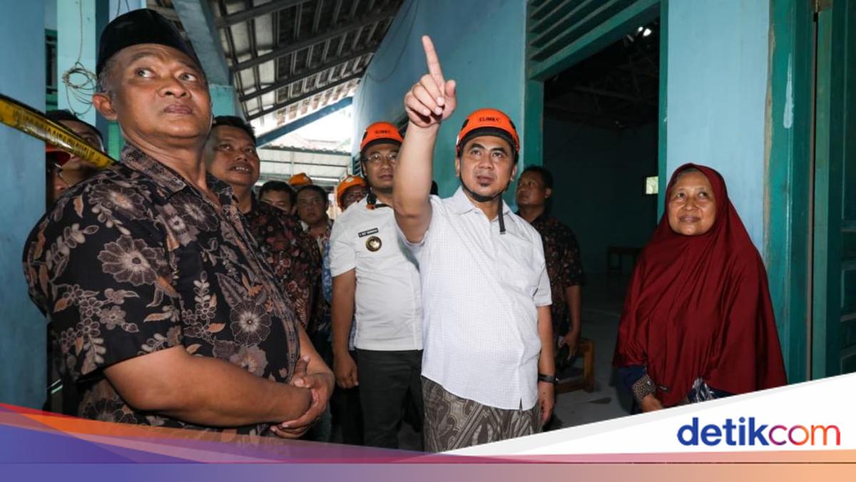 Taj Yasin Assists with School Collapse in Sragen, Three Classrooms Repaired Simultaneously