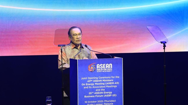 RI's Neighbour 'Rages' Over Missile Issue