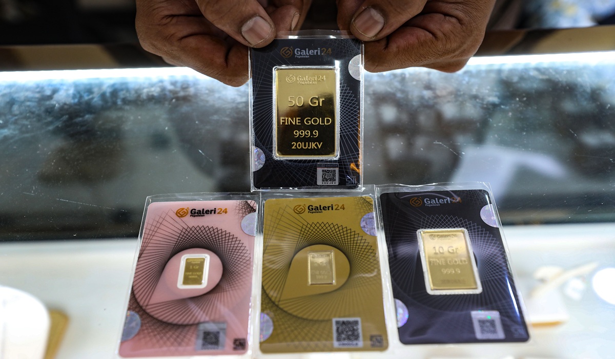 Gold Prices Today 15 May 2026: UBS and Galeri24 Fall, Antam Stable