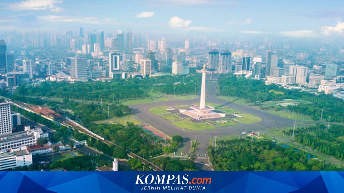 Constitutional Court Gavel for Jakarta's 500th Century
