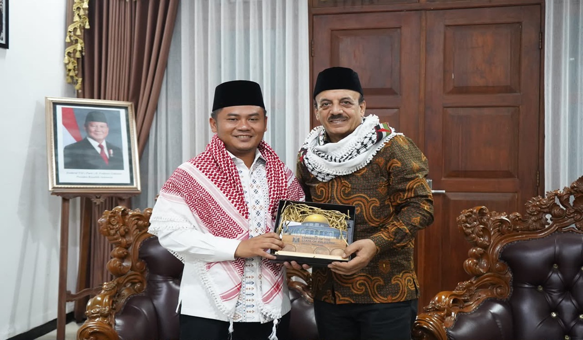 Palestinian Ambassador Visits Tegal Regency, Explores Education and Humanitarian Cooperation