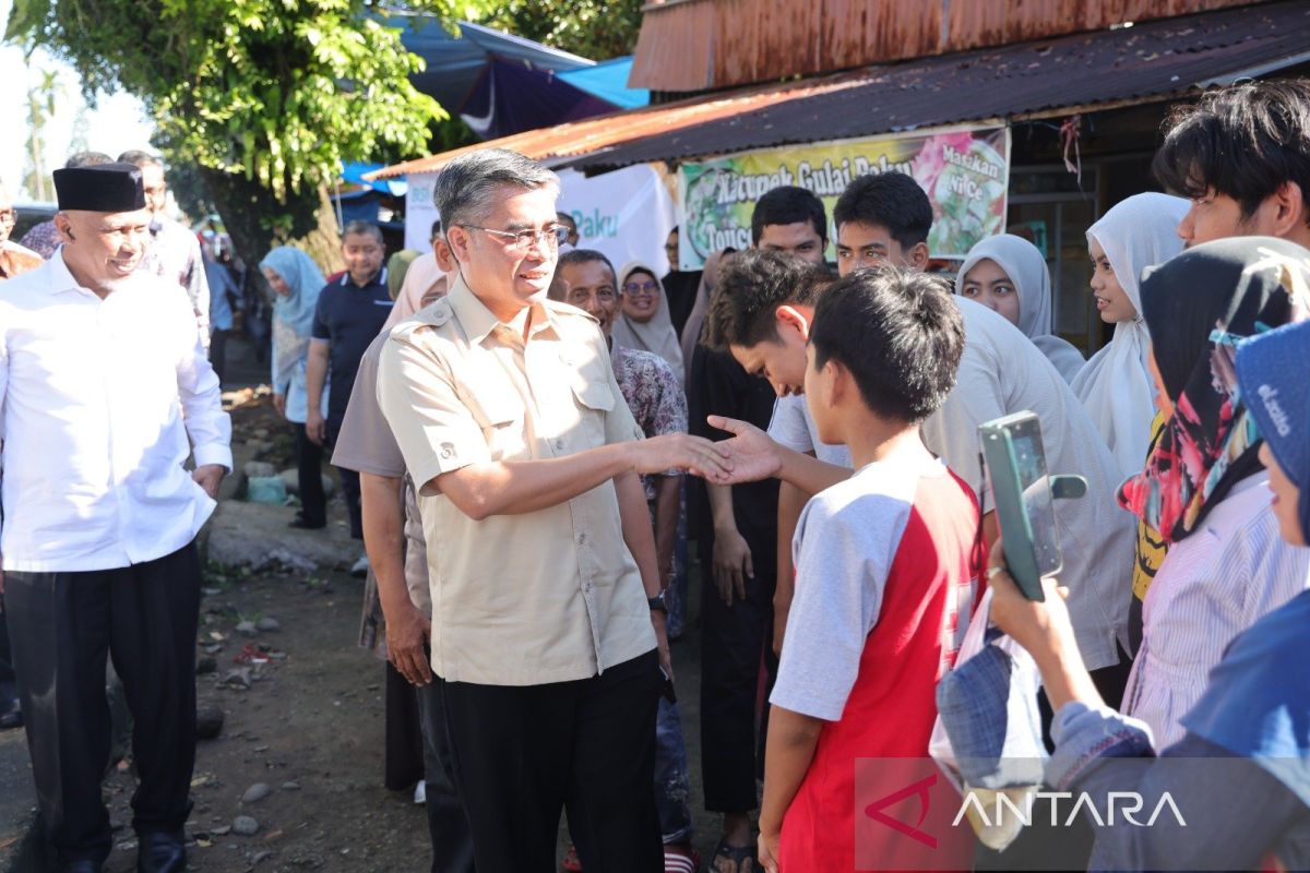 Ministry of Manpower prepares artificial intelligence training for 3,100 youth in Padang
