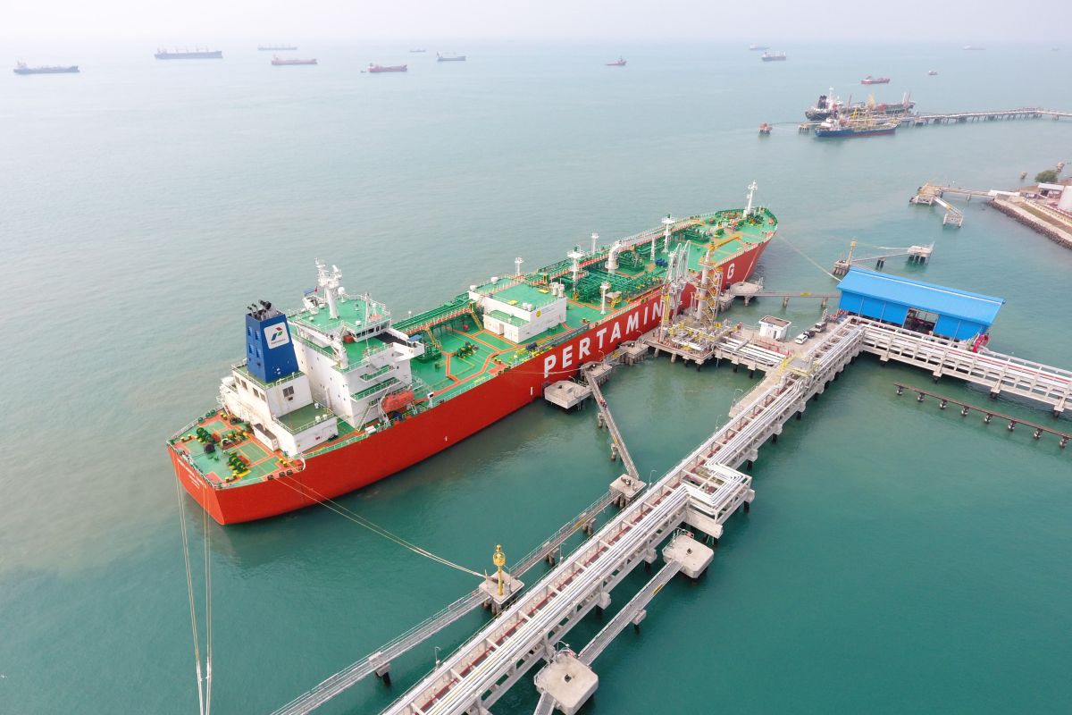 Pertamina Operates Two Gas Vessels to Distribute LPG Supplies
