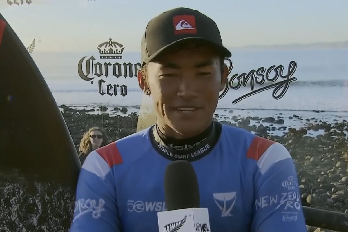 Rio Waida Advances to the Round of 16 at the WSL New Zealand Pro