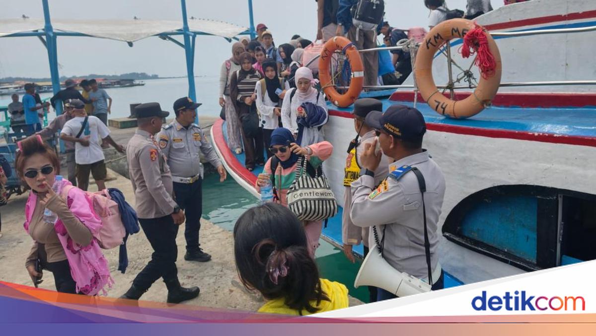 Police Increase Personnel at Thousand Islands Docks During Long Weekend