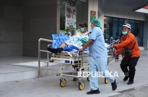 Fire Breaks Out at Dr. Soetomo Hospital's Cardiac Centre, Dozens of Patients Evacuated