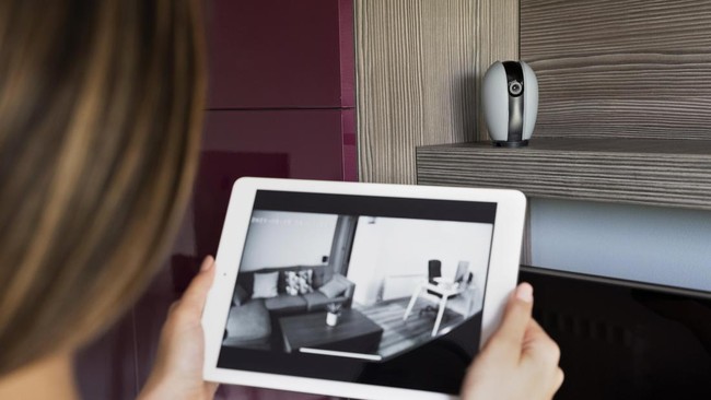 Hidden Cameras in Hotel Rooms: How to Detect Them