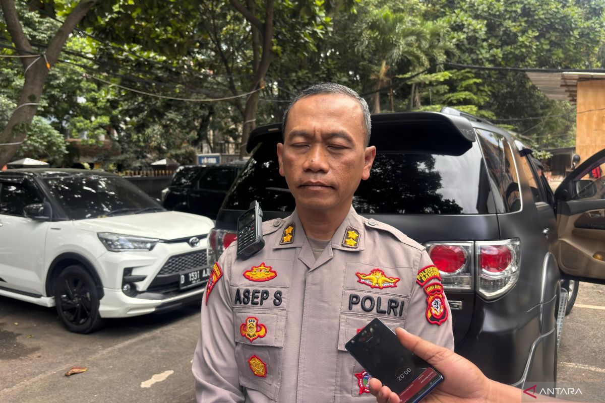 Bandung Police Deploy 700 Personnel to Secure Cultural Parade