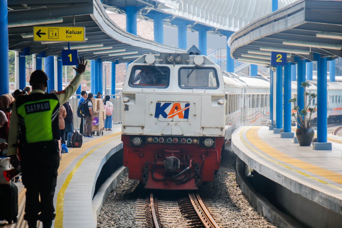 17,689 Passengers Have Chosen the Pangrango Train for the Long Weekend