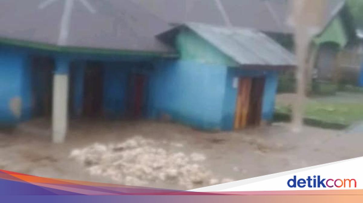 Flooding in Manggarai, NTT: Eight Houses Submerged, Nine Households Displaced