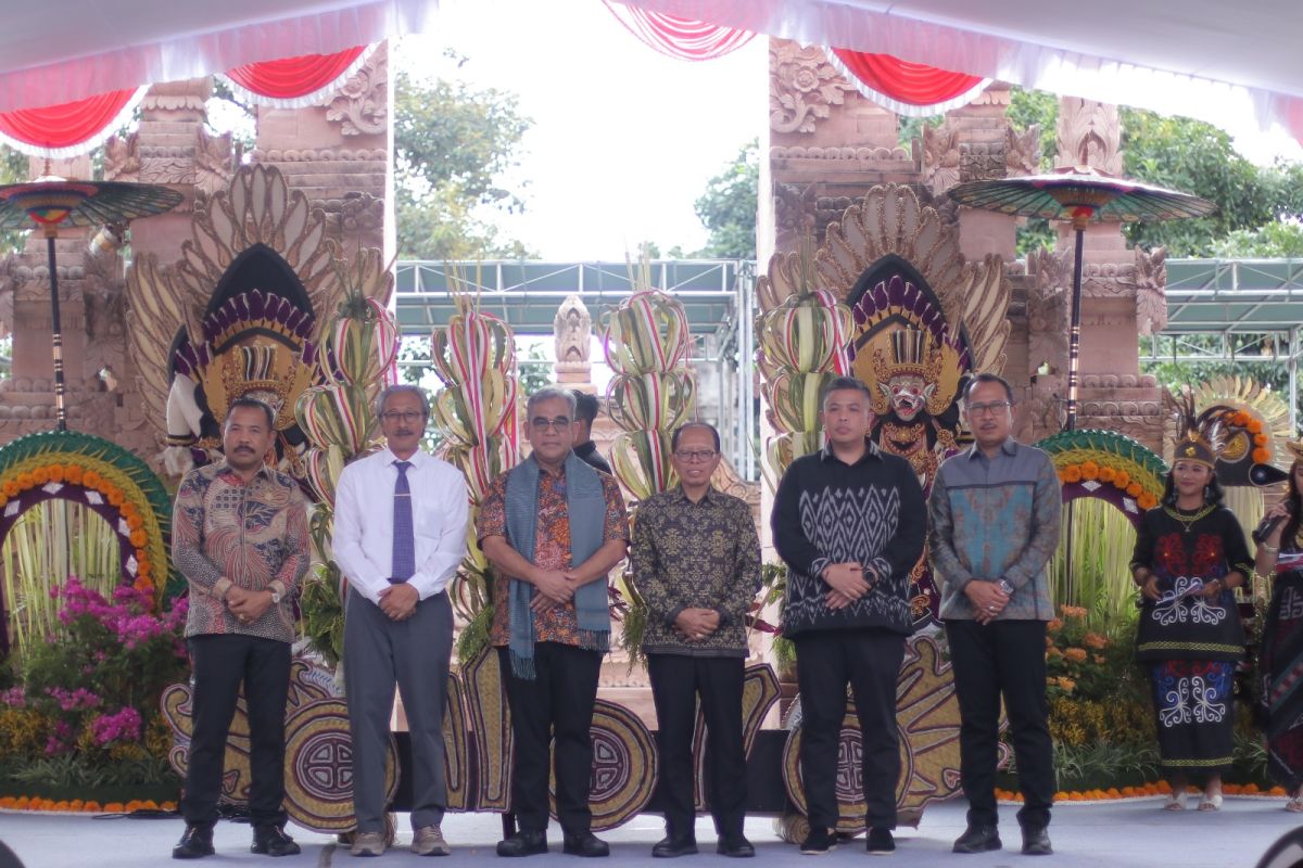 MPR Chairman Promotes Tolerance Among Students in Bali