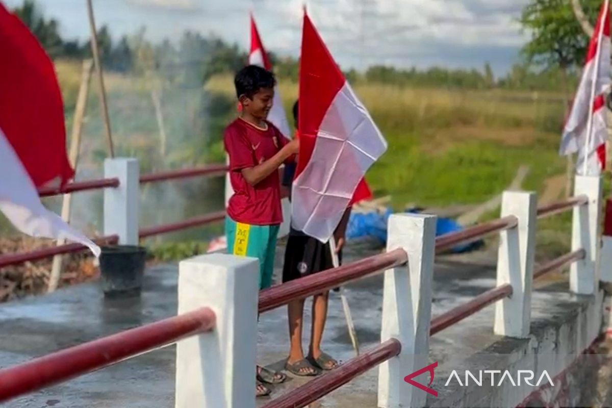 TNI Completes Another Armco Bridge for Residents of Bireuen, Aceh