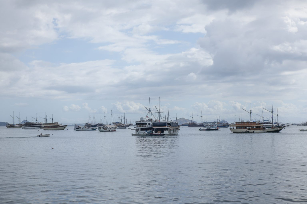 Labuan Bajo Port Authority Limits Sailing Due to Bad Weather and High Waves