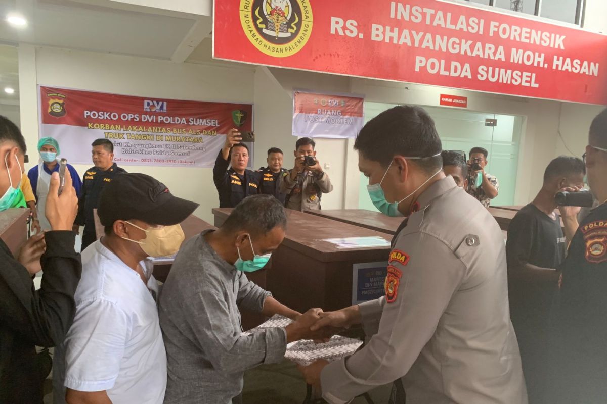 DVI Team Identifies 14 Victims of ALS Bus Accident in Muratara
