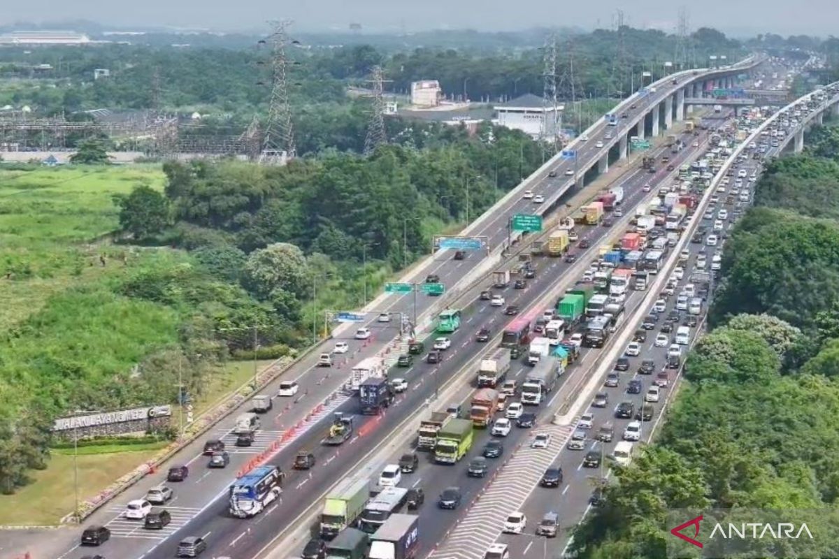 38,646 Vehicles Leave Jakarta via MBZ During Ascension Day Holiday