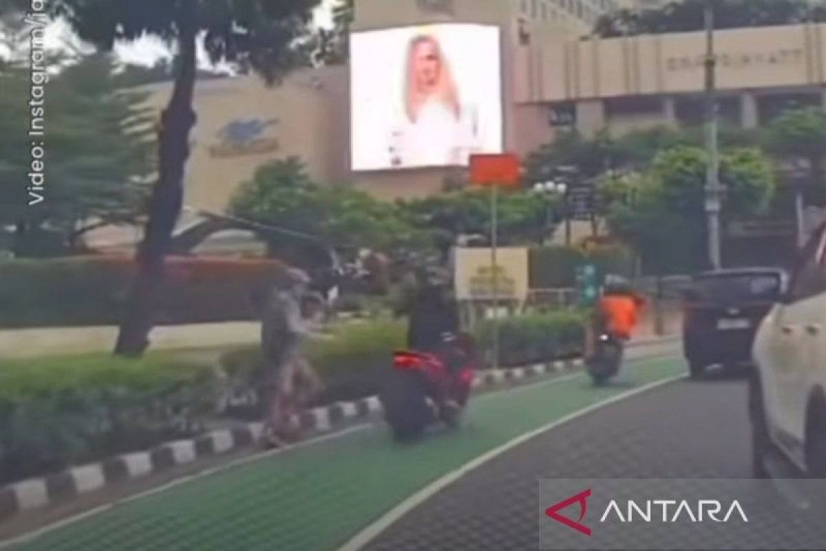 Jakarta Legislator Regrets Robbery of Foreign Tourist at HI Roundabout