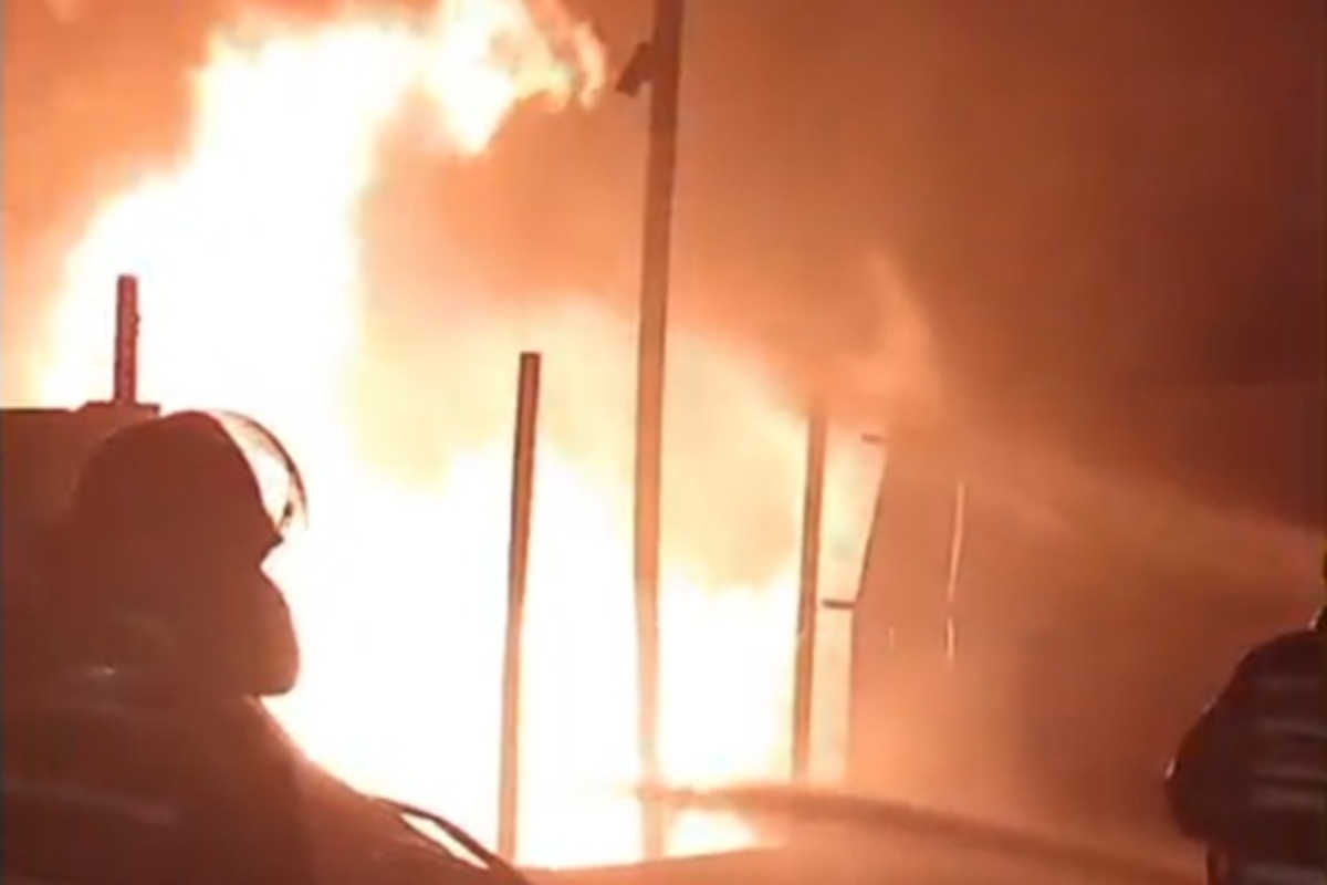 Major Fire and Explosions at Alleged Illegal Fuel Storage Warehouse in Jambi