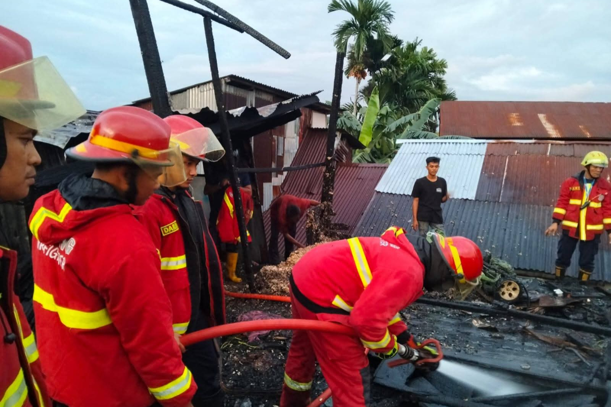 Padang Fire Department Records Over 100 Fires Between January and April 2026