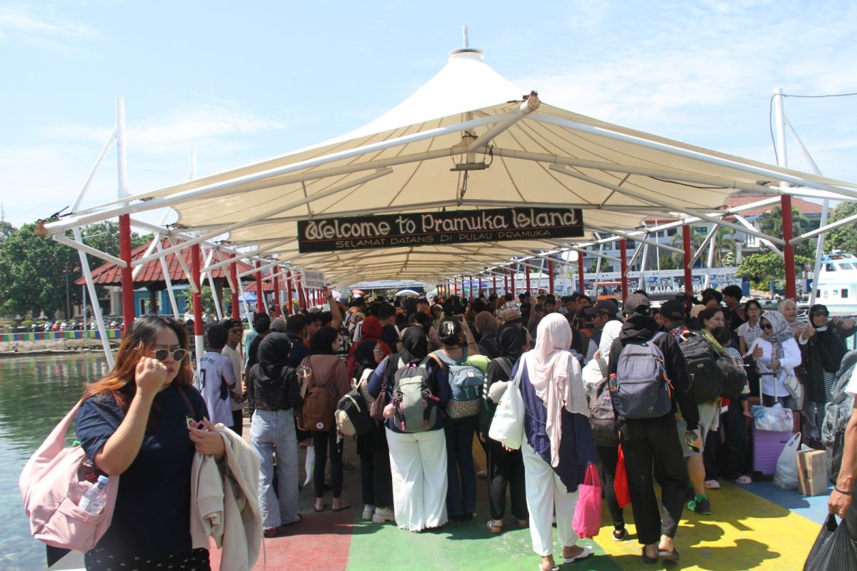 DKI Jakarta: KAI Commuter Responds to Passenger Incident, Tourist Attractions Expect High Visitor Numbers
