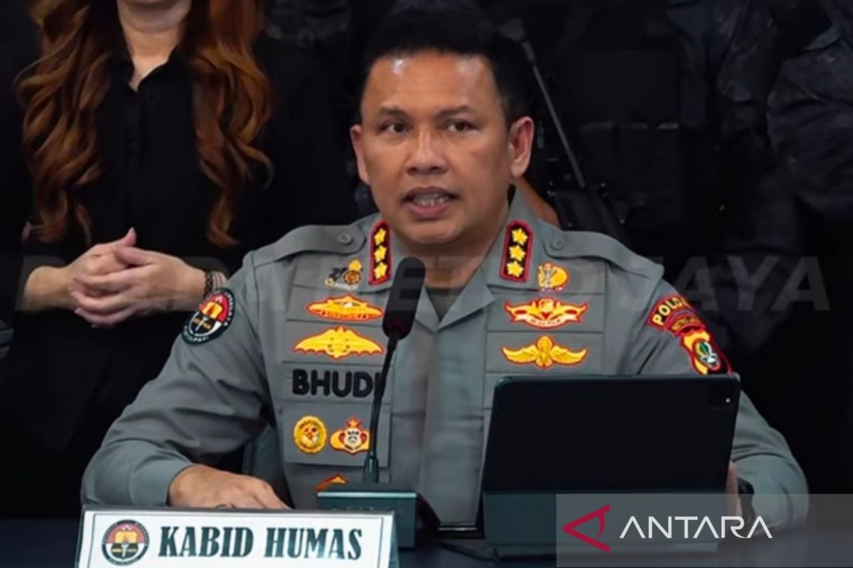Police investigate man allegedly thrown from the second floor in West Jakarta