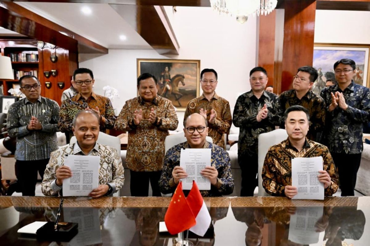 Prabowo Witnesses MoU Between Danantara and Hisense to Explore Technological Cooperation
