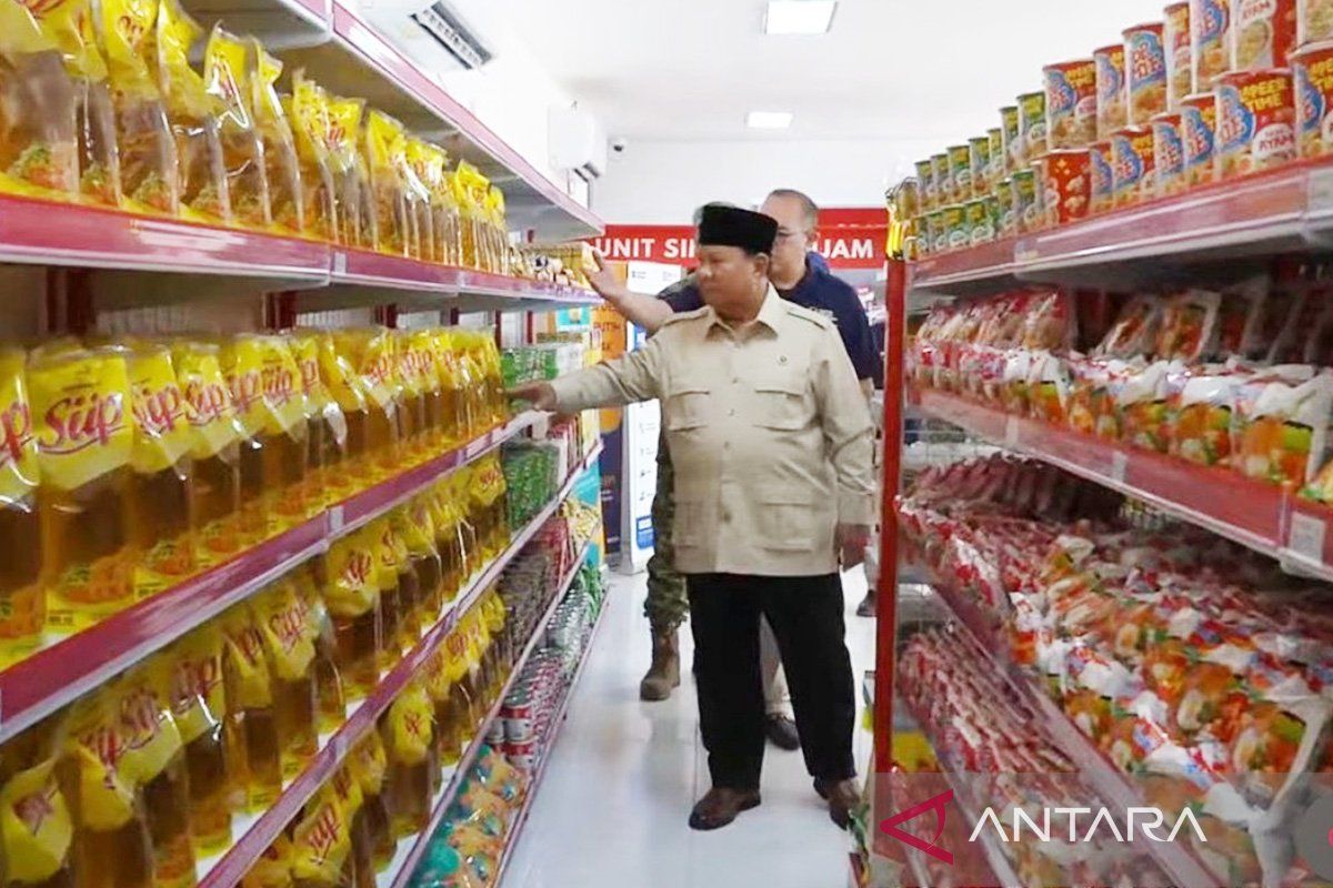 Prabowo Inspects KDMP Nglawak, Nganjuk Before Inaugurating 1,061 KDMPs