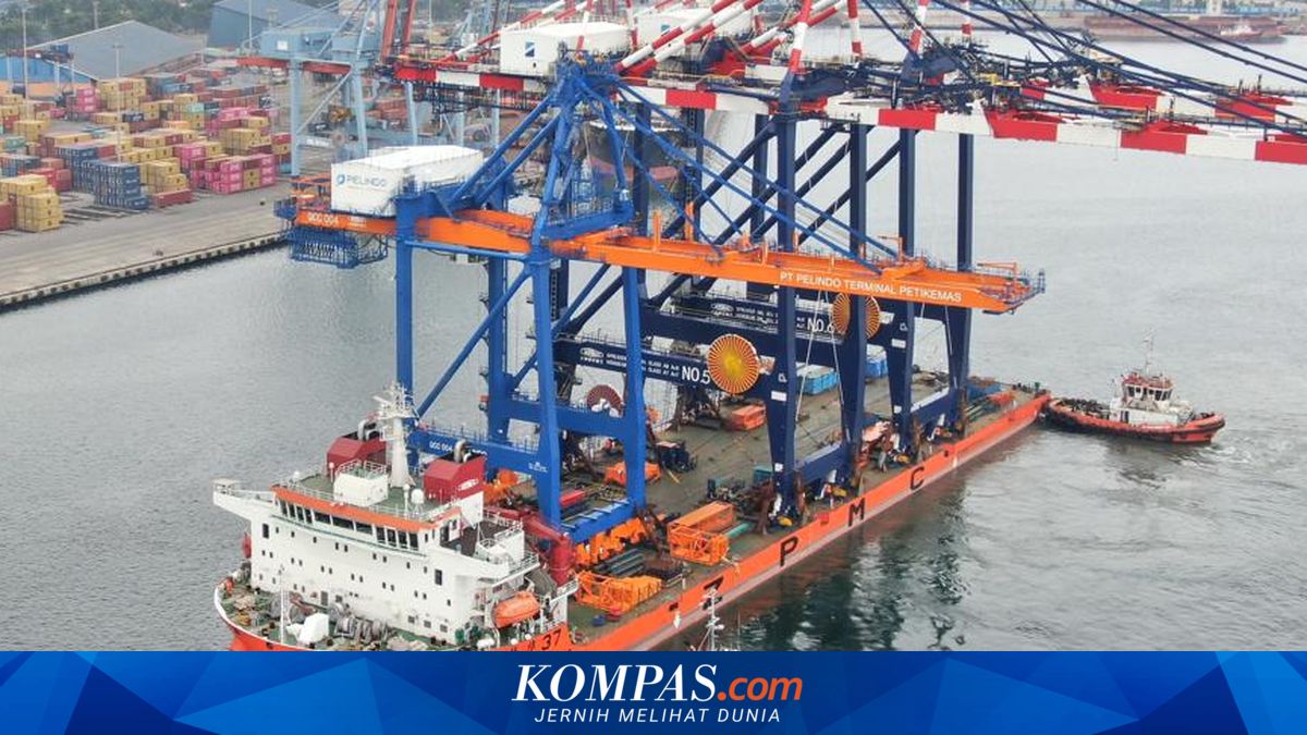 IPC Panjang Increases Capacity with New Giant Crane