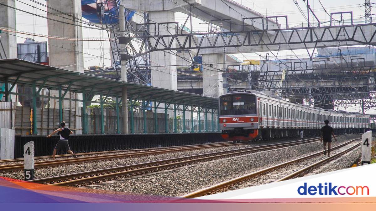 Residents Pleased with the Upcoming KRL Station at JIS: More Transport Options Available