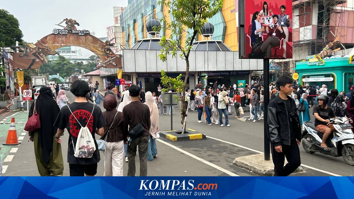 Blok M Attracts Generation of the 90s During the Holiday, Remembering the Terminal and PPD Buses