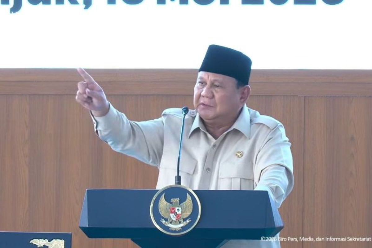 Prabowo says he is responsible if Indonesians go hungry