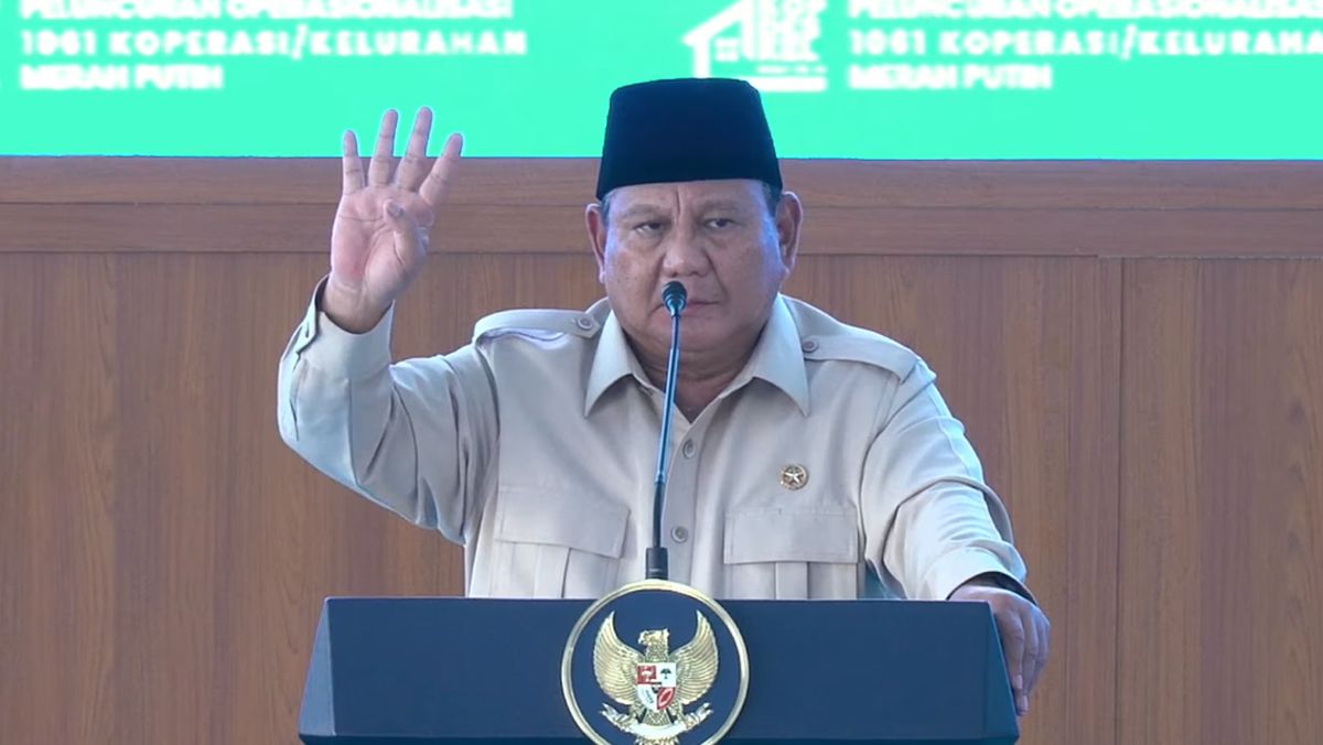 Prabowo Pounds the Podium at Cooperative Launch: 'We Are Not a Defeated Nation'