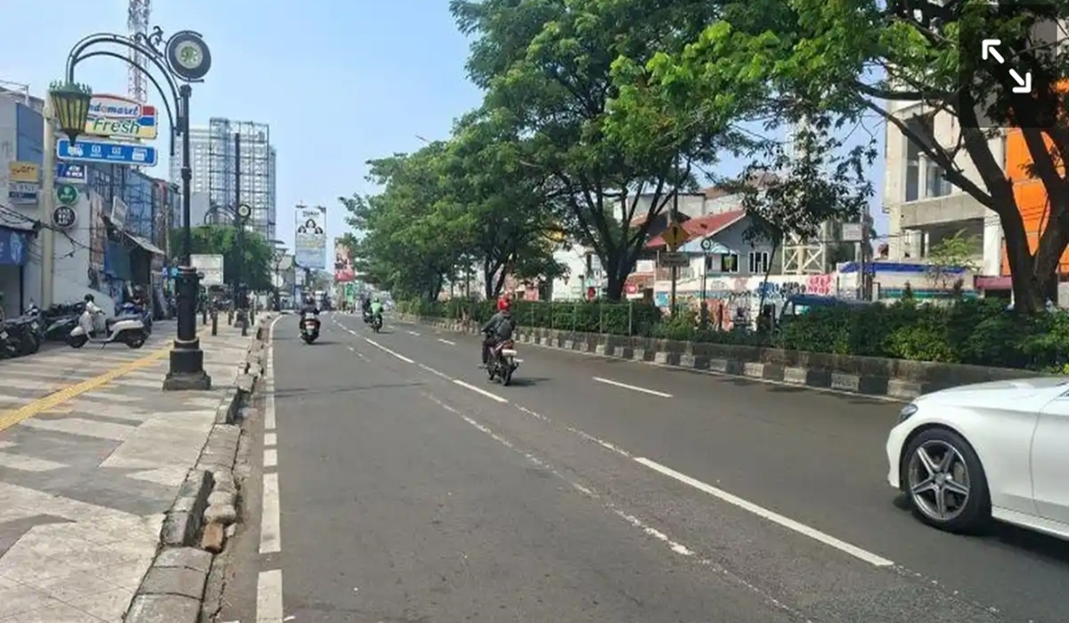 Major Roads in Depok City Unexpectedly Quiet During Long Holiday