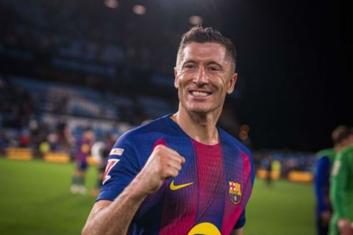 Robert Lewandowski Confirms Departure from Barcelona