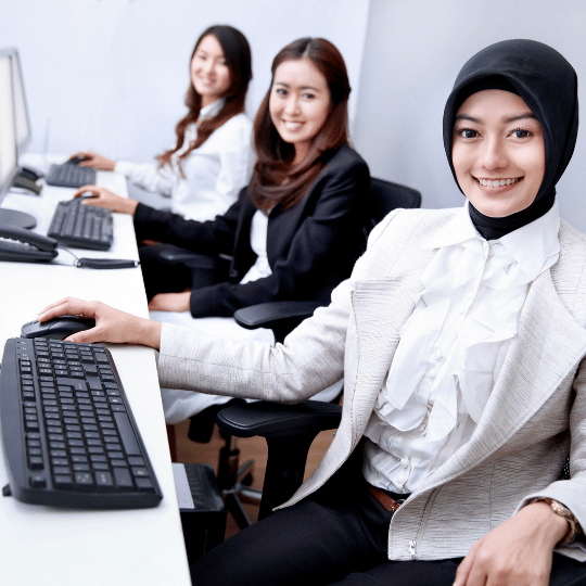 Indonesia's Middle Class Faces Real Pressure as Purchasing Power Declines