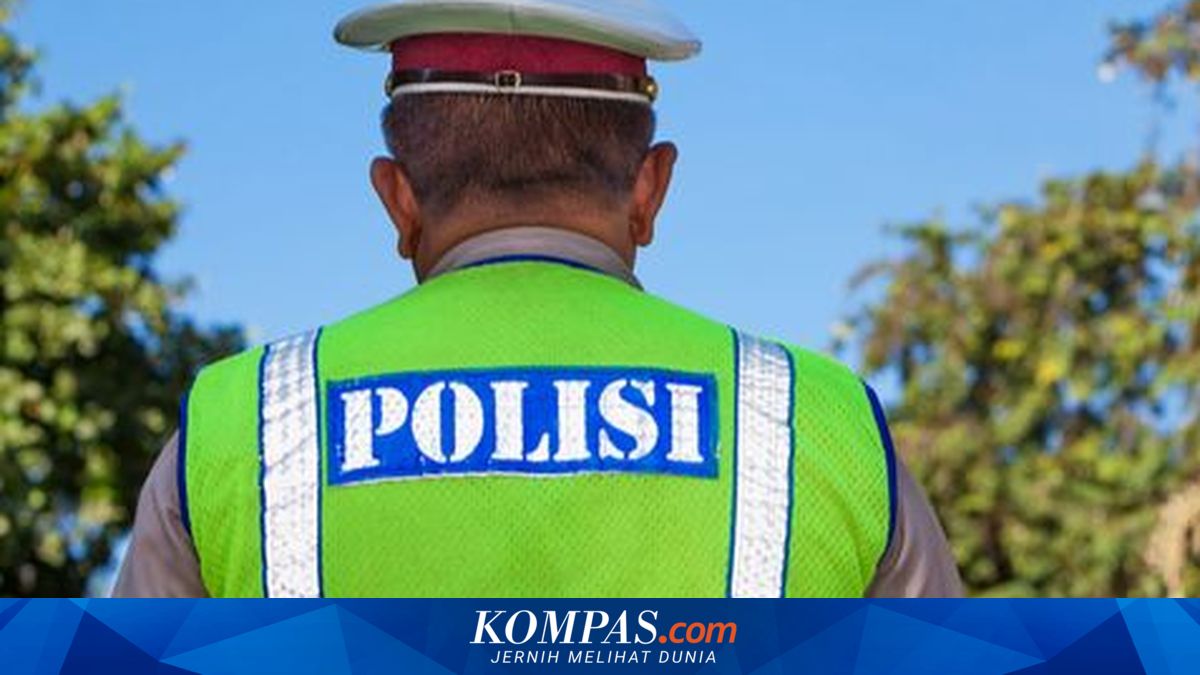 330 Police Officers Deployed to Secure Running Event in Sudirman-Gatot Subroto