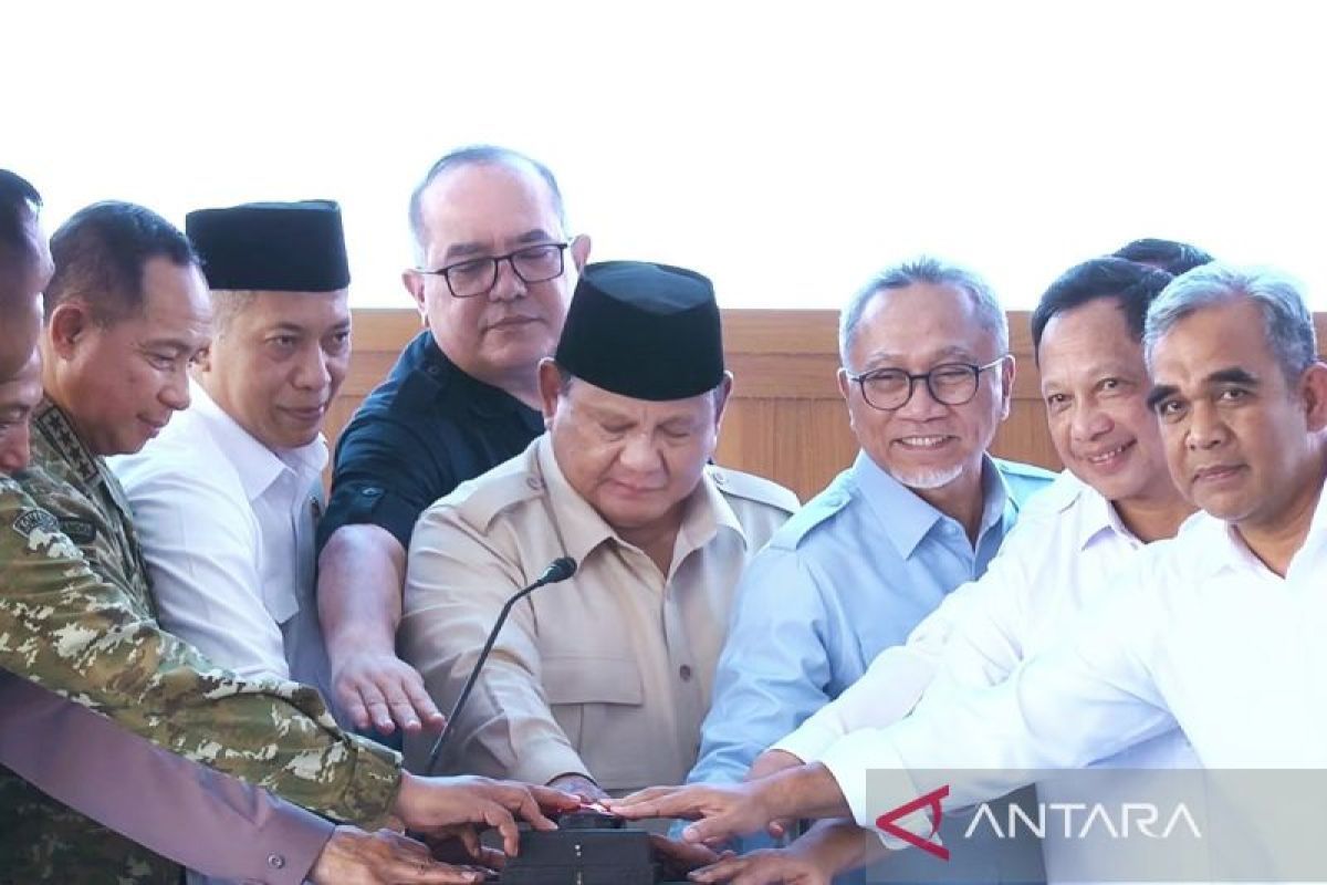 Yesterday: Launch of village cooperatives and adjustments to flight fuel surcharges
