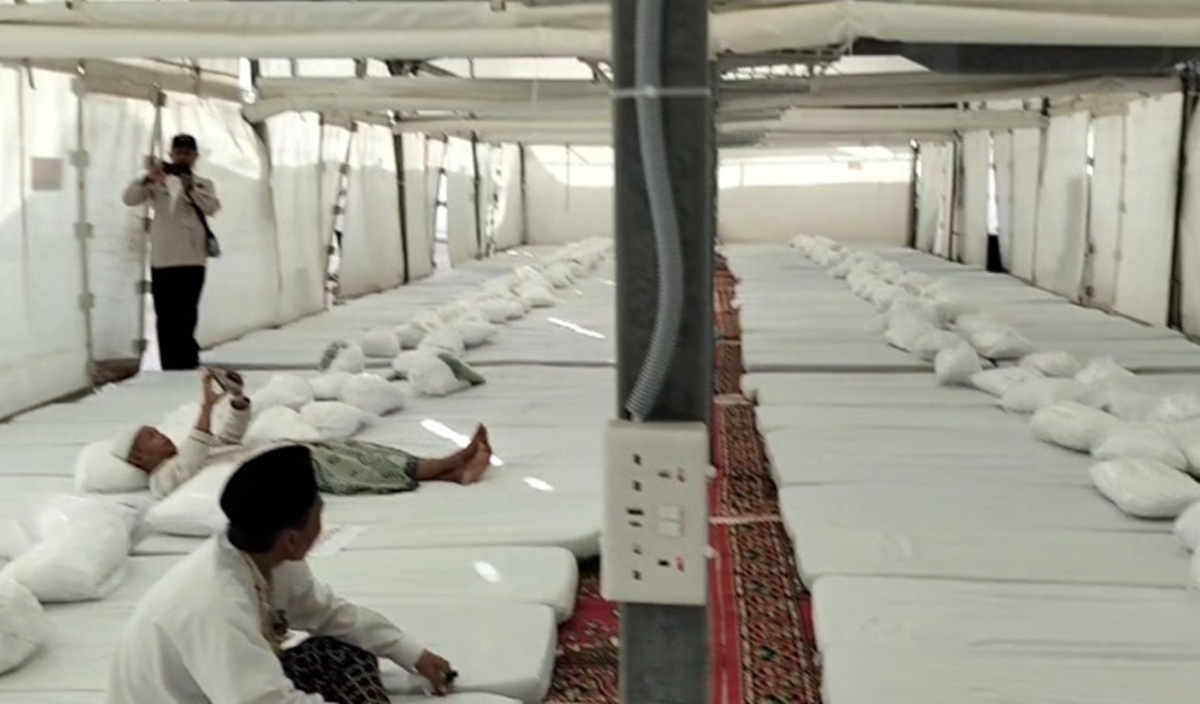Ahead of the 2026 Hajj Peak, Brebes Officers Survey Tents in Arafat and Mina