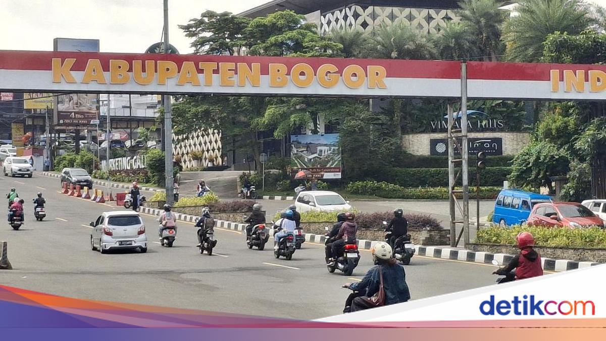 Traffic Flows Smoothly in Puncak Bogor on the Last Day of Long Weekend