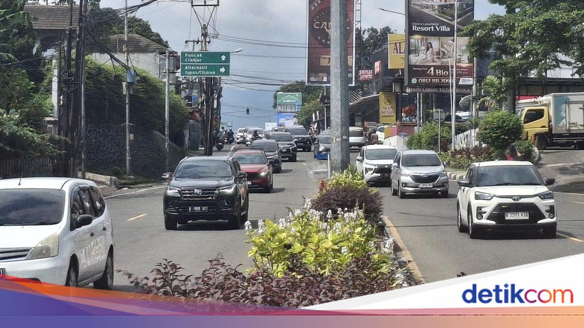 Police Implement One-Way Traffic System Towards Jakarta on the Puncak-Bogor Route This Afternoon