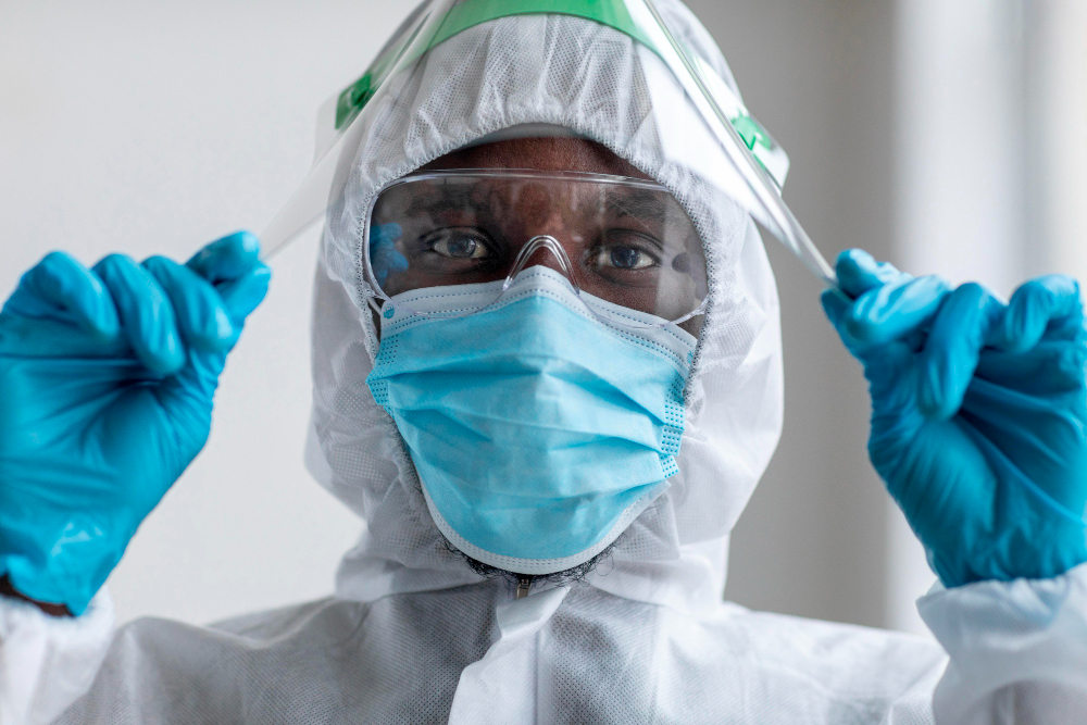 Ebola Declared International Emergency: Experts Highlight Risk of Transmission from Pilgrims and Travellers