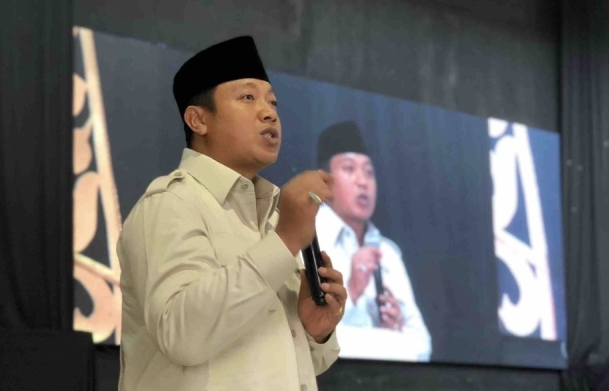 Village Cooperatives to be a Strategic Instrument for East Java's People-Based Economy