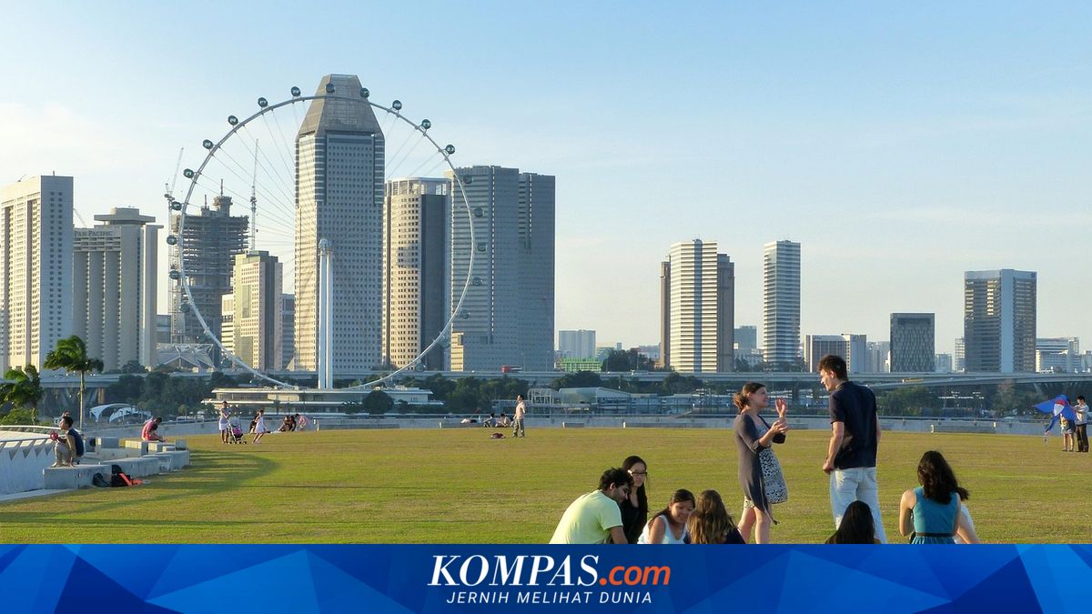 Singapore Forecasts Decline in Tourism Spending Due to Global Conflicts