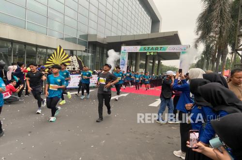 Honing Managerial and Leadership Skills: High School Students in Surabaya Hold Running Festival