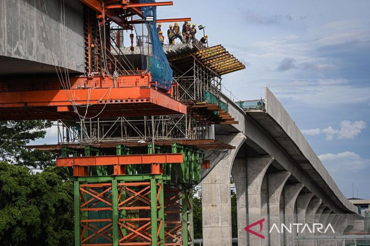 Jakarta to Explore Extending LRT Line to PIK 2 and Soekarno-Hatta Airport