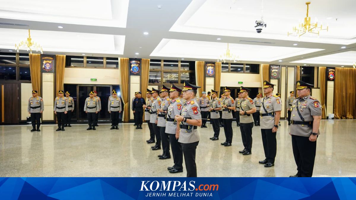 National Police Chief Inaugurates New Head of Training and Education Agency and Five Regional Police Chiefs